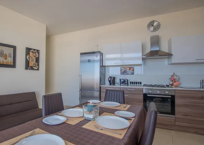 Kernice Penthouse With Sea And Country Views Of Apartament *