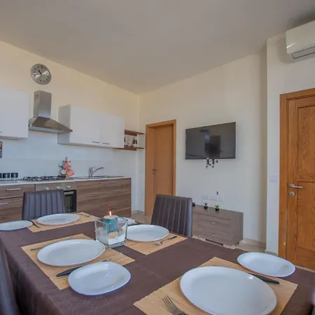 Kernice Penthouse With Sea And Country Views Of